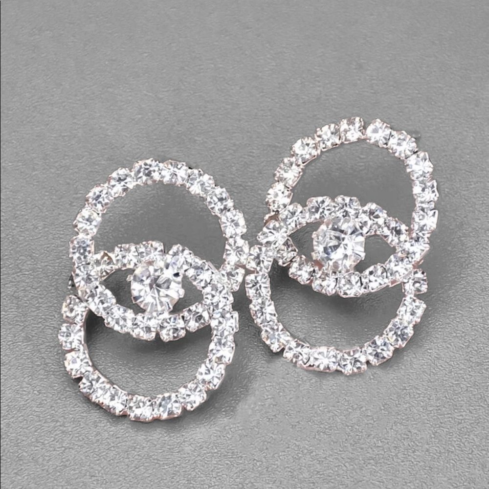 ✨2/22 Statement Earrings